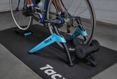 tacx-booster-op-mat