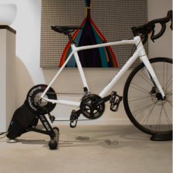 FitBike Smart Drive 50 gekoppeld aan fiets